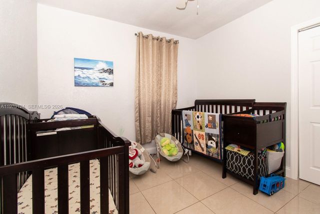 335 NW 109th St, Miami, FL 33168