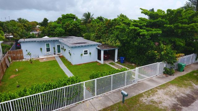 335 NW 109th St, Miami, FL 33168