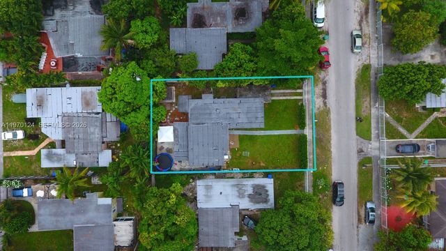 335 NW 109th St, Miami, FL 33168