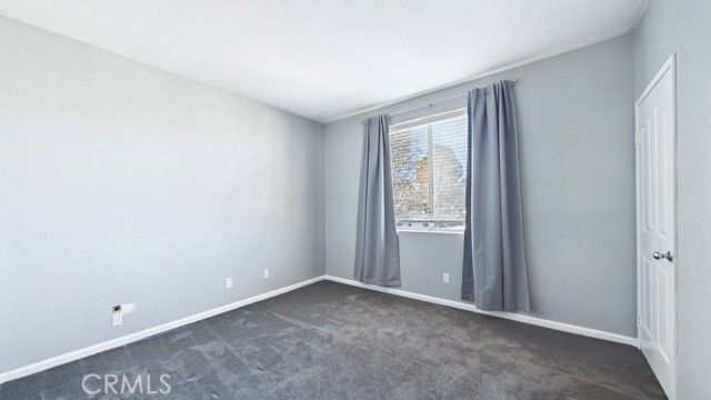 2821 W Avenue K12, Lancaster, CA 93536