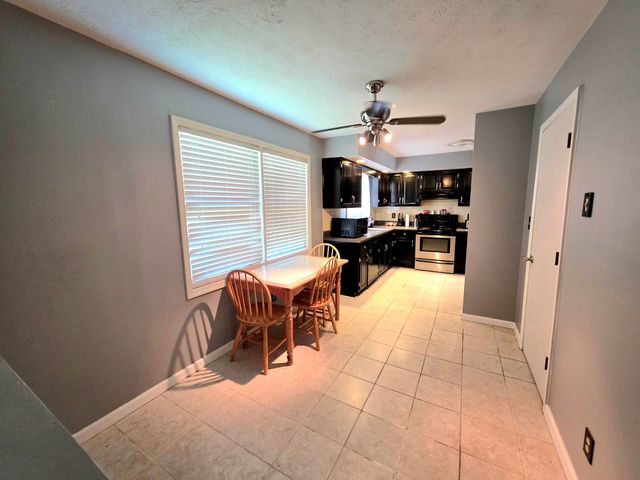 5970 Merrydale Drive, Paducah, KY 42003