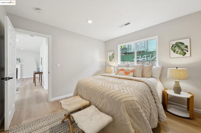 3012 Minna Ave, Oakland, CA 94619