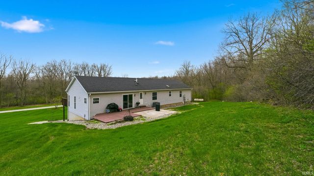 11768 N 400 E, Roanoke, IN 46783