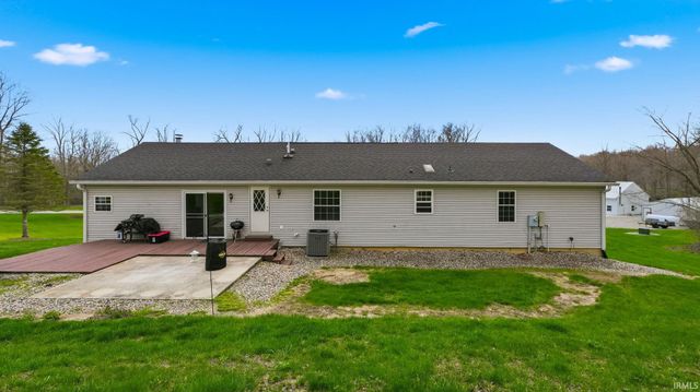 11768 N 400 E, Roanoke, IN 46783