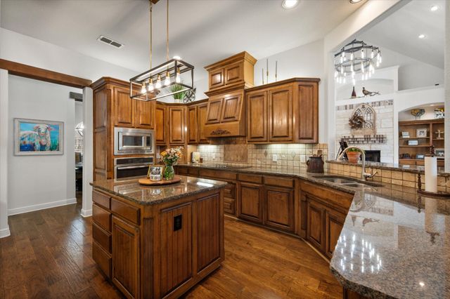 3840 Angela Court, Midlothian, TX 76065