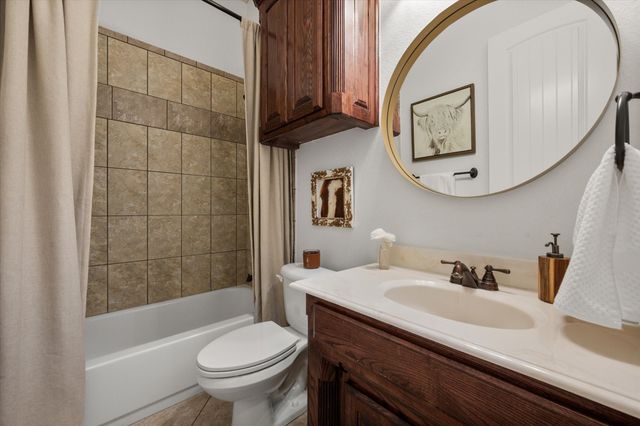 3840 Angela Court, Midlothian, TX 76065