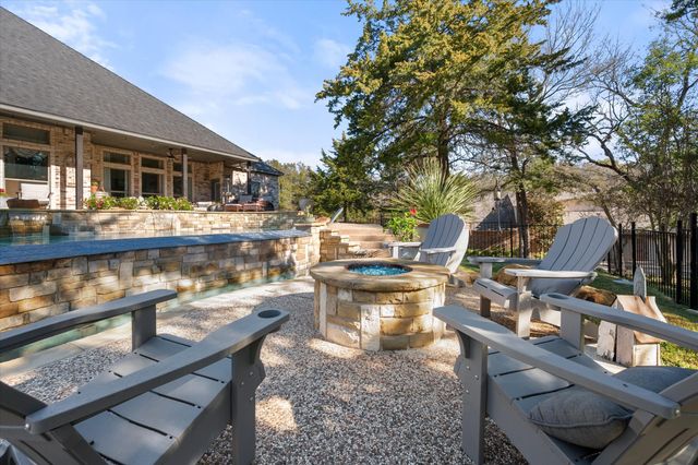 3840 Angela Court, Midlothian, TX 76065