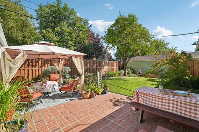 1511 Christopher Way, Sacramento, CA 95819