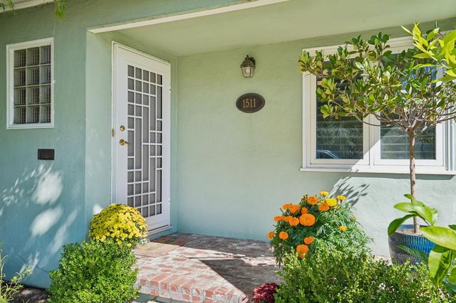 1511 Christopher Way, Sacramento, CA 95819