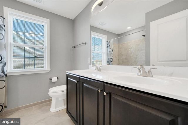 1238 CAITLIN WAY, New Castle, DE 19720