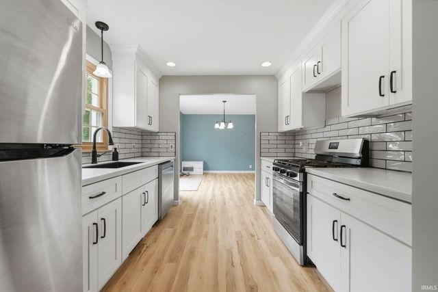3616 Oak Ridge Drive, Elkhart, IN 46517
