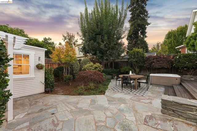 12 Brookside Ave, Berkeley, CA 94705