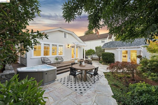 12 Brookside Ave, Berkeley, CA 94705