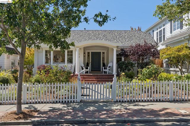 12 Brookside Ave, Berkeley, CA 94705