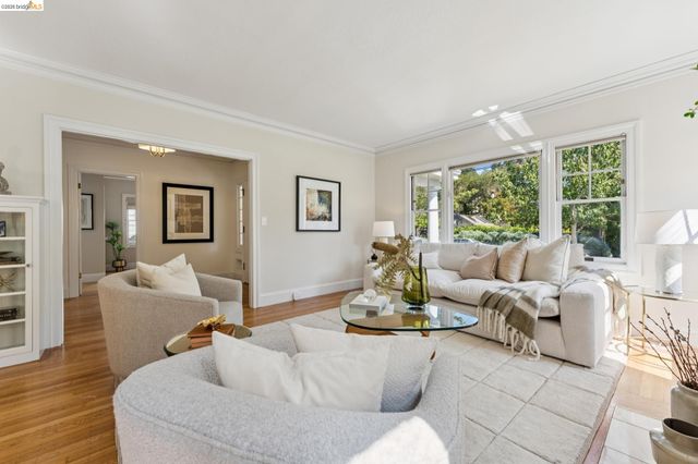 12 Brookside Ave, Berkeley, CA 94705
