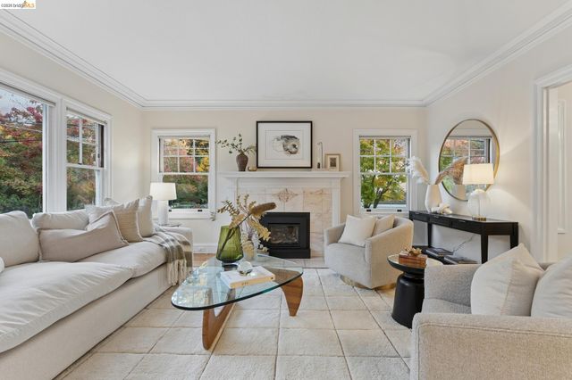 12 Brookside Ave, Berkeley, CA 94705