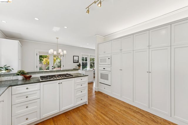 12 Brookside Ave, Berkeley, CA 94705