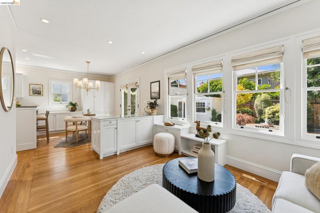 12 Brookside Ave, Berkeley, CA 94705