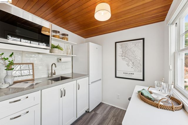 12 Brookside Ave, Berkeley, CA 94705