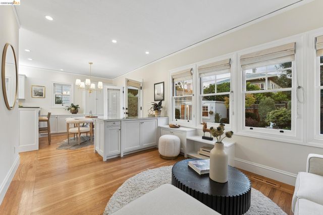 12 Brookside Ave, Berkeley, CA 94705