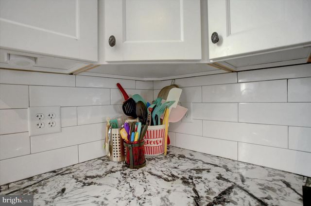 17814 VIRGINIA AVE, Hagerstown, MD 21740