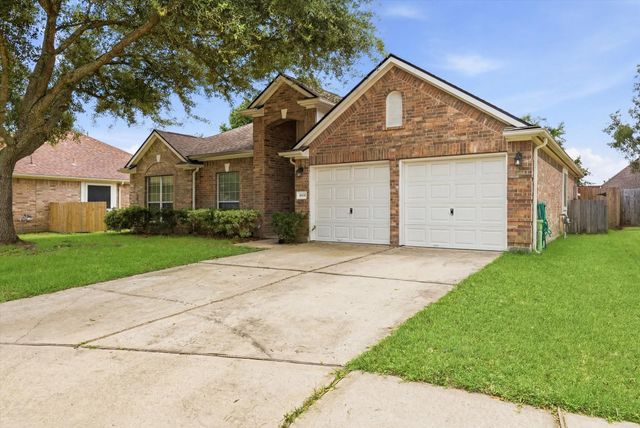 4919 Elmwood Court, Baytown, TX 77521