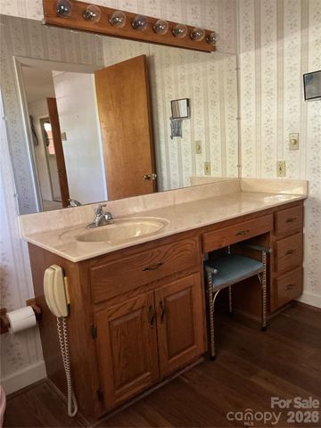 219 N Central Avenue, Locust, NC 28097