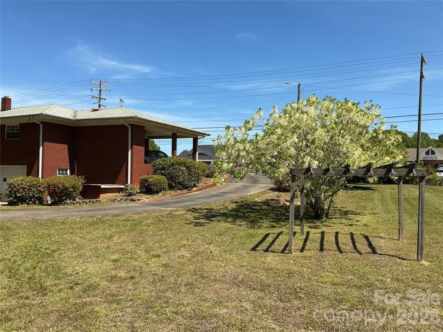 219 N Central Avenue, Locust, NC 28097