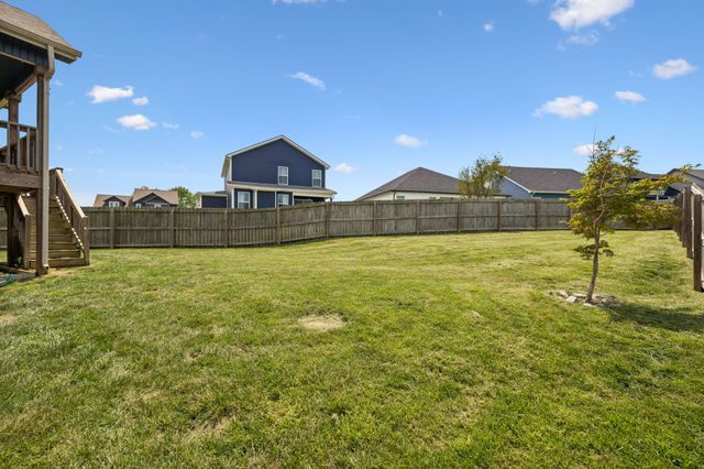 243 Stone Bluff Way, Clarksville, TN 37040