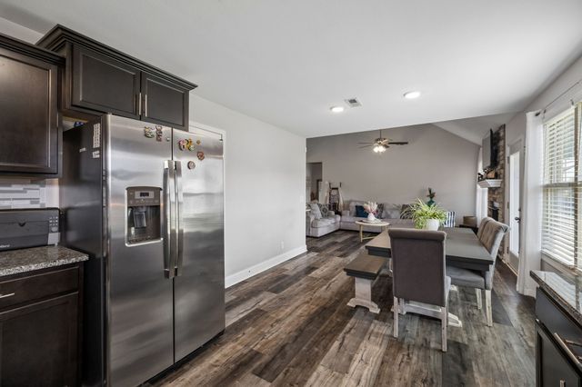 243 Stone Bluff Way, Clarksville, TN 37040
