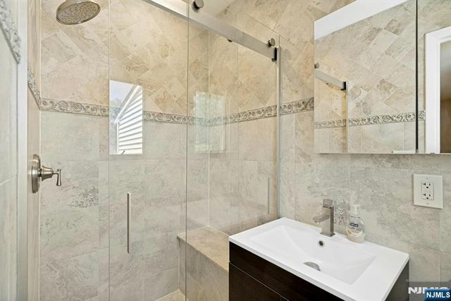 5-17 Philip Street, Fair Lawn, NJ 07410