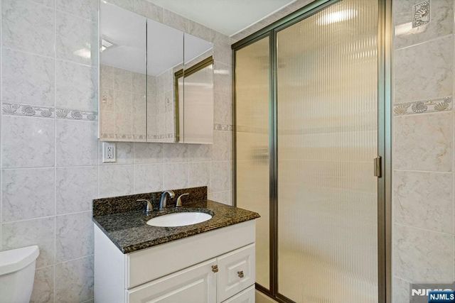 5-17 Philip Street, Fair Lawn, NJ 07410