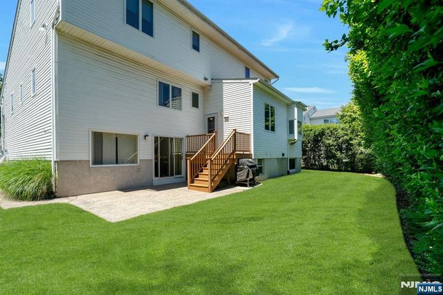 5-17 Philip Street, Fair Lawn, NJ 07410