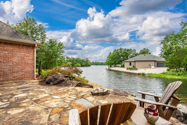 13 Disfrutar Lane, Hot Springs Village, AR 71909
