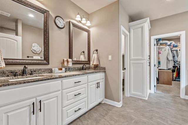 13 Disfrutar Lane, Hot Springs Village, AR 71909