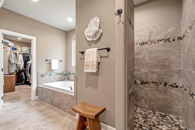 13 Disfrutar Lane, Hot Springs Village, AR 71909