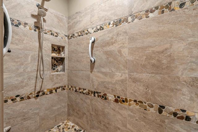 13 Disfrutar Lane, Hot Springs Village, AR 71909