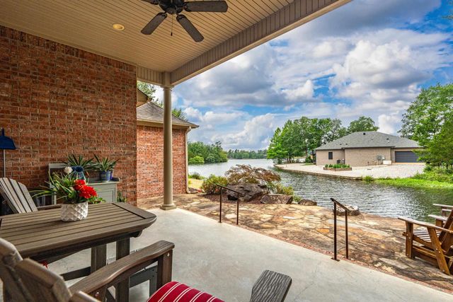 13 Disfrutar Lane, Hot Springs Village, AR 71909