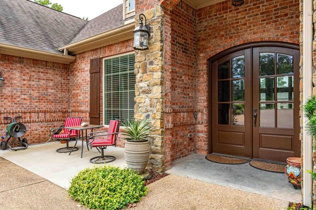 13 Disfrutar Lane, Hot Springs Village, AR 71909