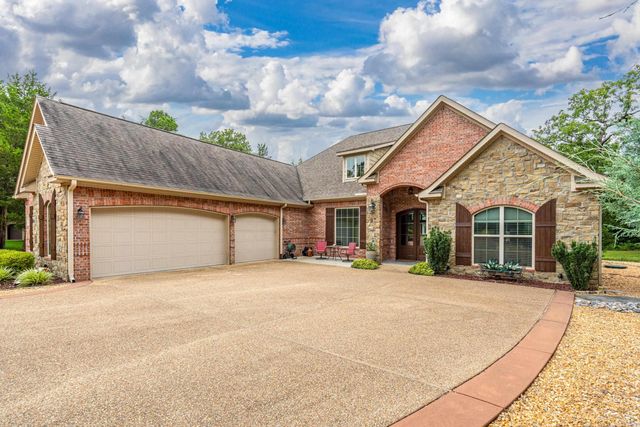 13 Disfrutar Lane, Hot Springs Village, AR 71909