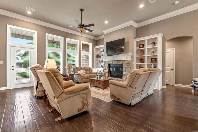 13 Disfrutar Lane, Hot Springs Village, AR 71909