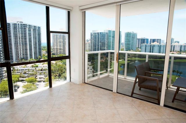 3675 N Country Club Dr 1903, Aventura, FL 33180