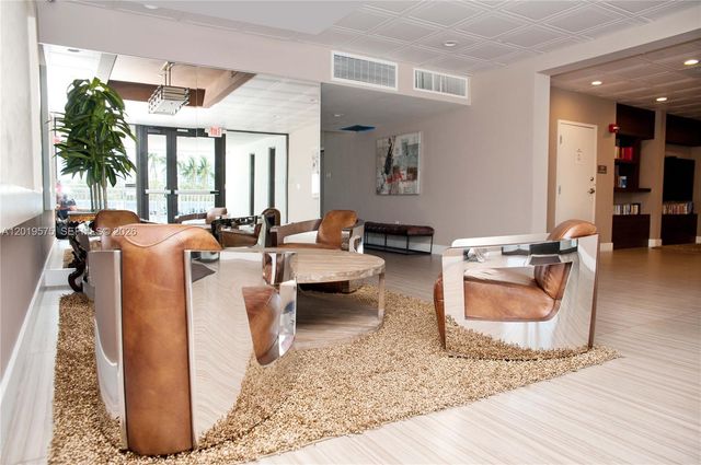 3675 N Country Club Dr 1903, Aventura, FL 33180