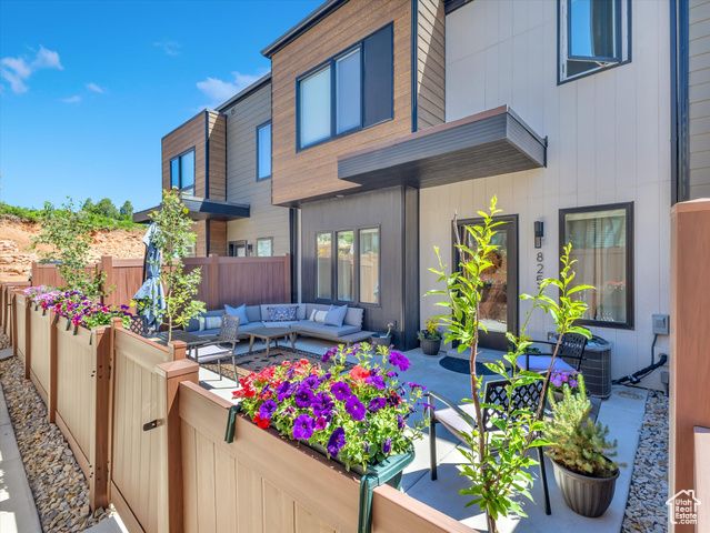 8257 N SANDALWOOD LN, Park City, UT 84098