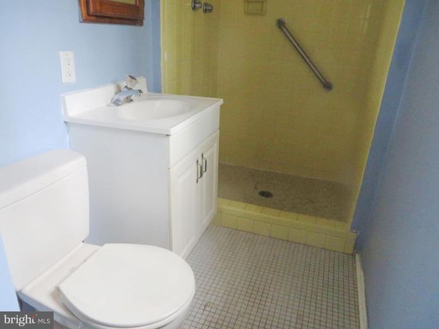 3 CRICKET LN, Cherry Hill, NJ 08003