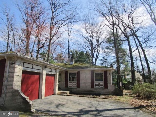3 CRICKET LN, Cherry Hill, NJ 08003