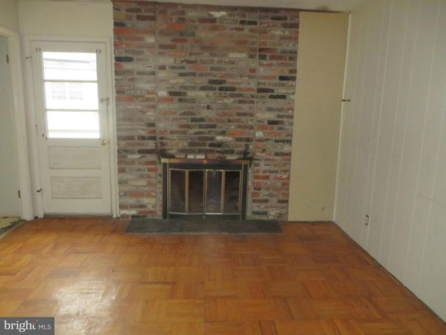 3 CRICKET LN, Cherry Hill, NJ 08003