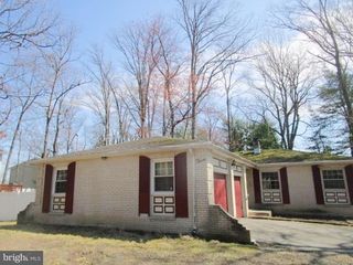 3 CRICKET LN, Cherry Hill, NJ 08003