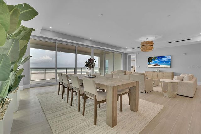70 AVENIDA VENECCIA 201, Sarasota, FL 34242
