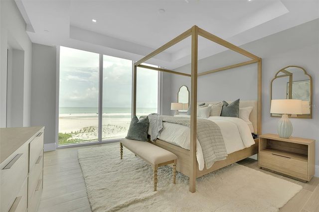 70 AVENIDA VENECCIA 201, Sarasota, FL 34242